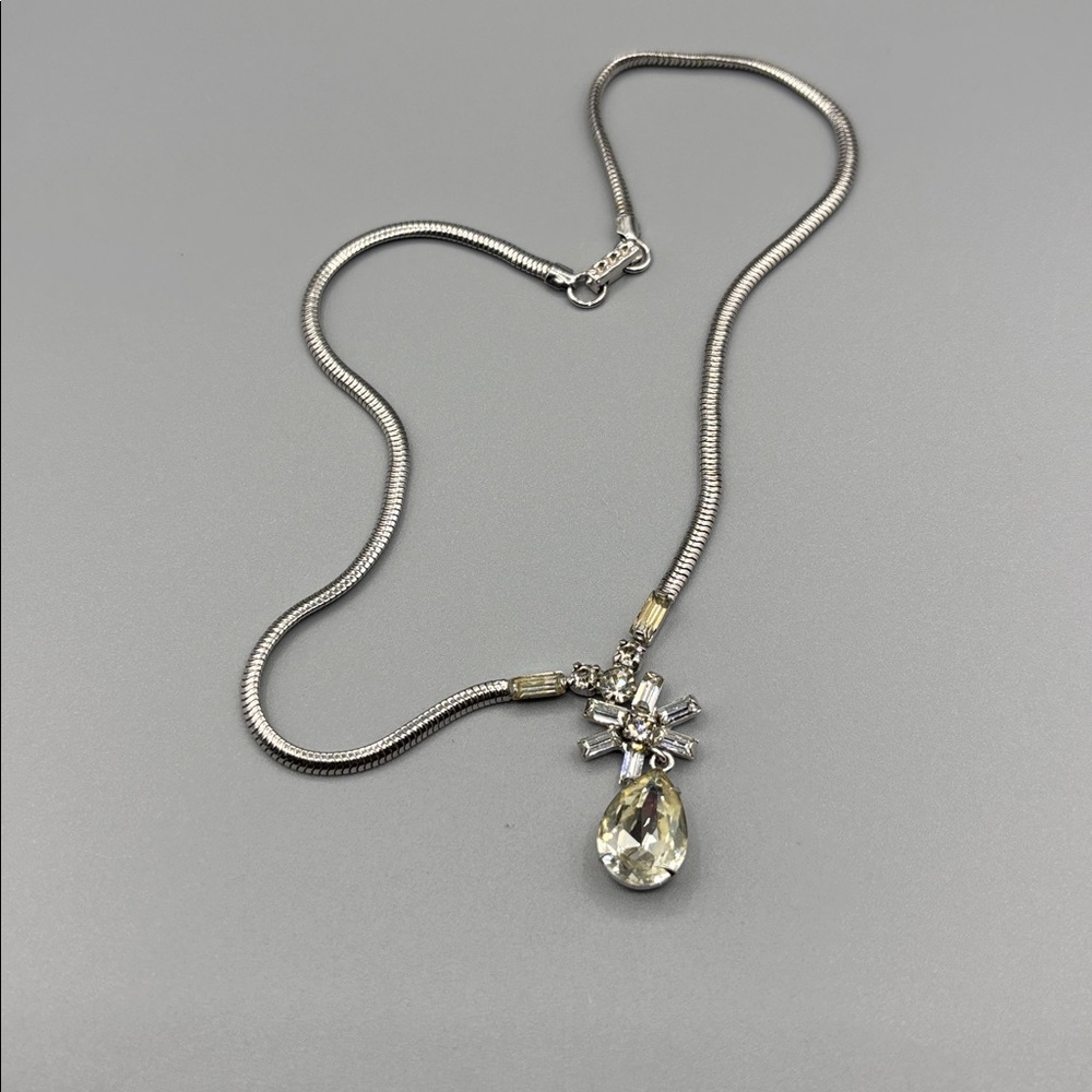 Gorgeous Vintage Leo Glass Crystal Necklace JP277 - Picture 5 of 8
